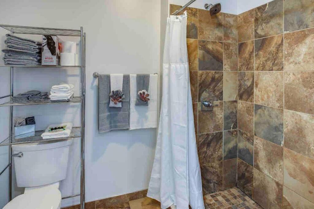 Apartamento Ny Style Centric Loft With King Bed By Park Av. Rochester Exterior foto
