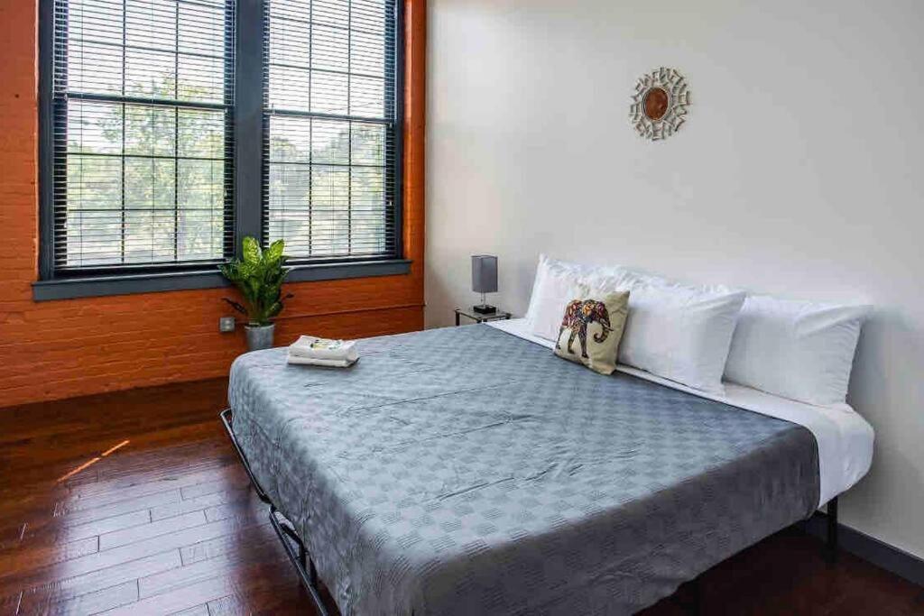 Apartamento Ny Style Centric Loft With King Bed By Park Av. Rochester Exterior foto